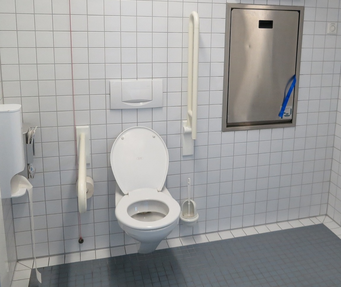 Hauteur WC Personnes Âgées